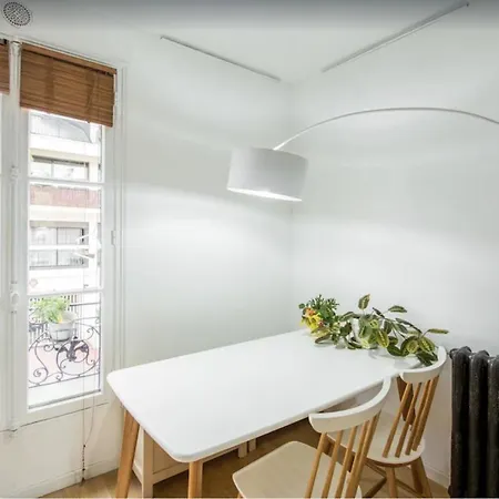 Apartamento Petit Lumineux Et Atypique à 14.